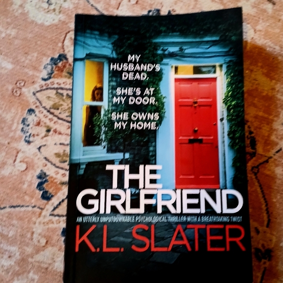 The Girlfriend by KL Slater - Picture 1 of 3
